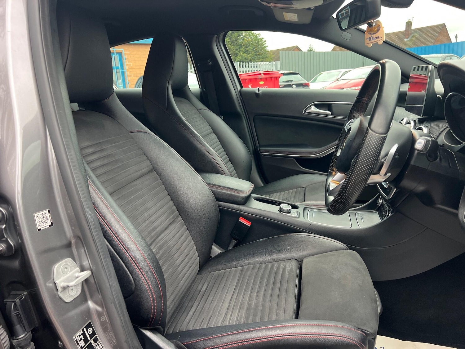 Used Mercedes-Benz A-Class 2017 for sale - 76561872: Photo 12