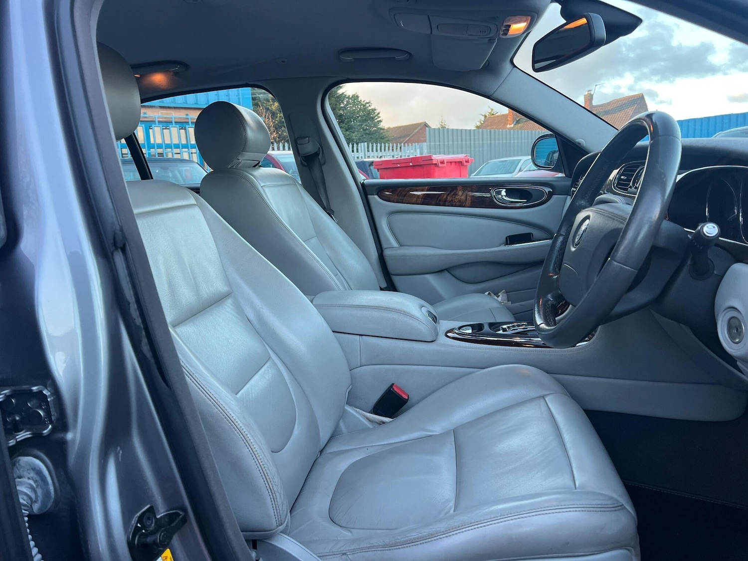 Used Jaguar XJ 2006 for sale - 77143139: Photo 11