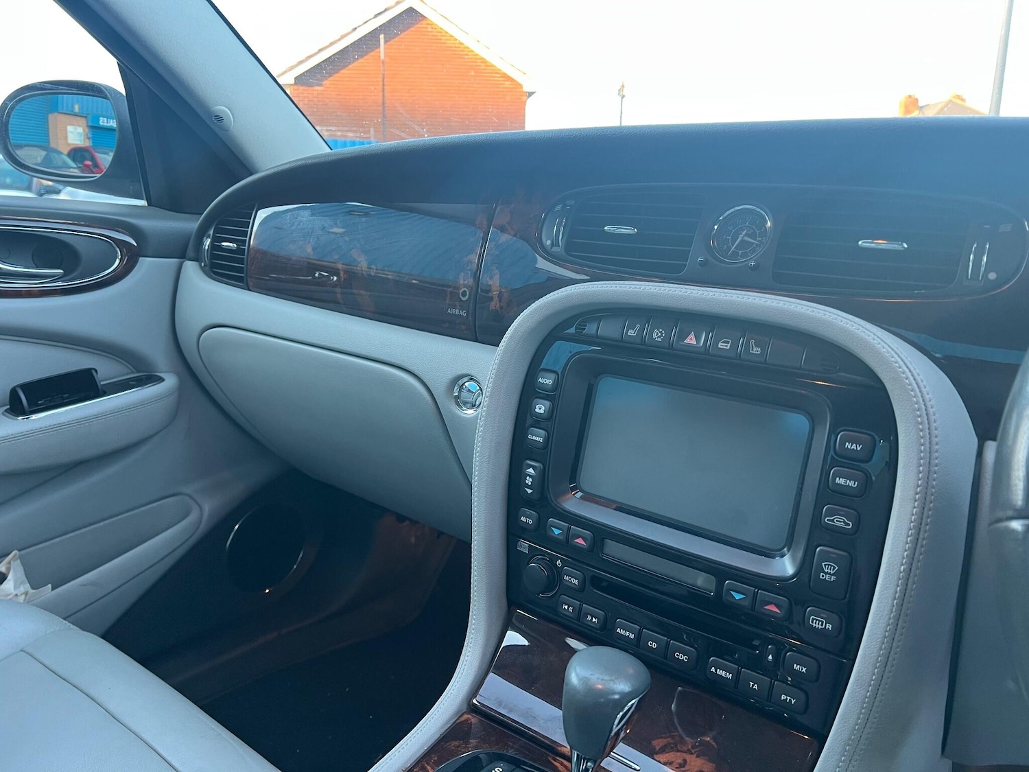 Used Jaguar XJ 2006 for sale - 77143139: Photo 15