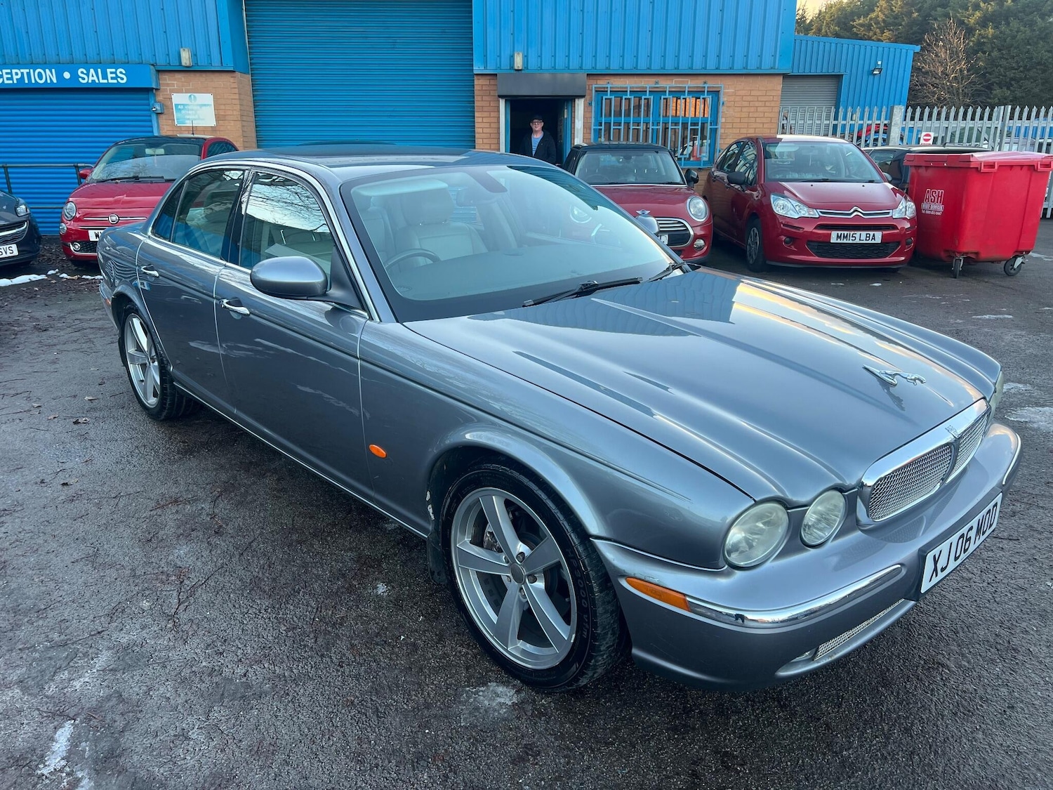Used Jaguar XJ 2006 for sale - 77143139: Photo 9