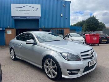 Used Mercedes-Benz C-Class 2015 for sale - 75589293: Photo