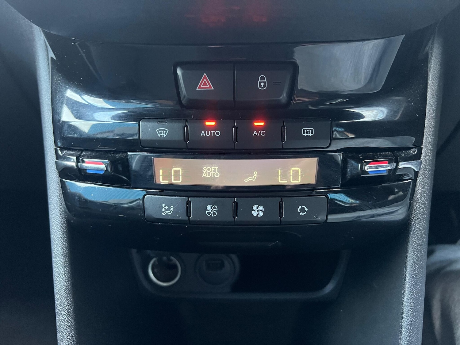 Used Peugeot 208 2019 for sale - 76512014: Photo 23