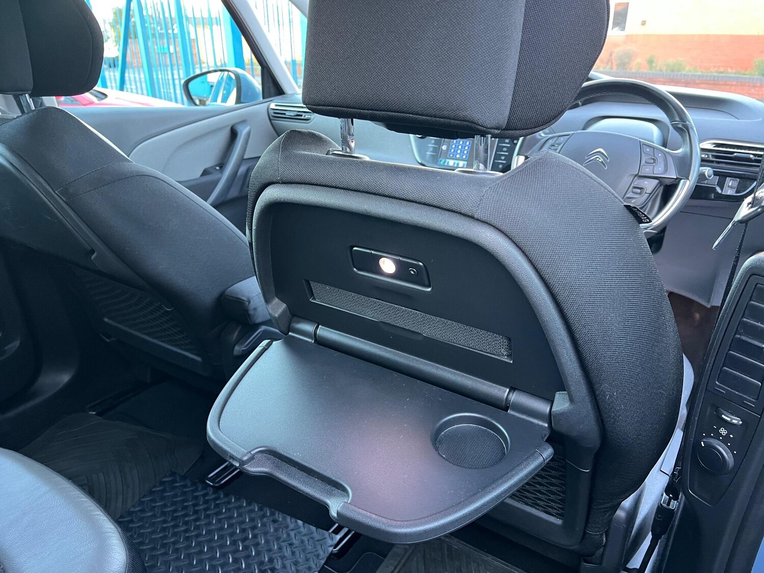 Used Citroen C4 Grand Picasso 2016 for sale - 76801679: Photo 30