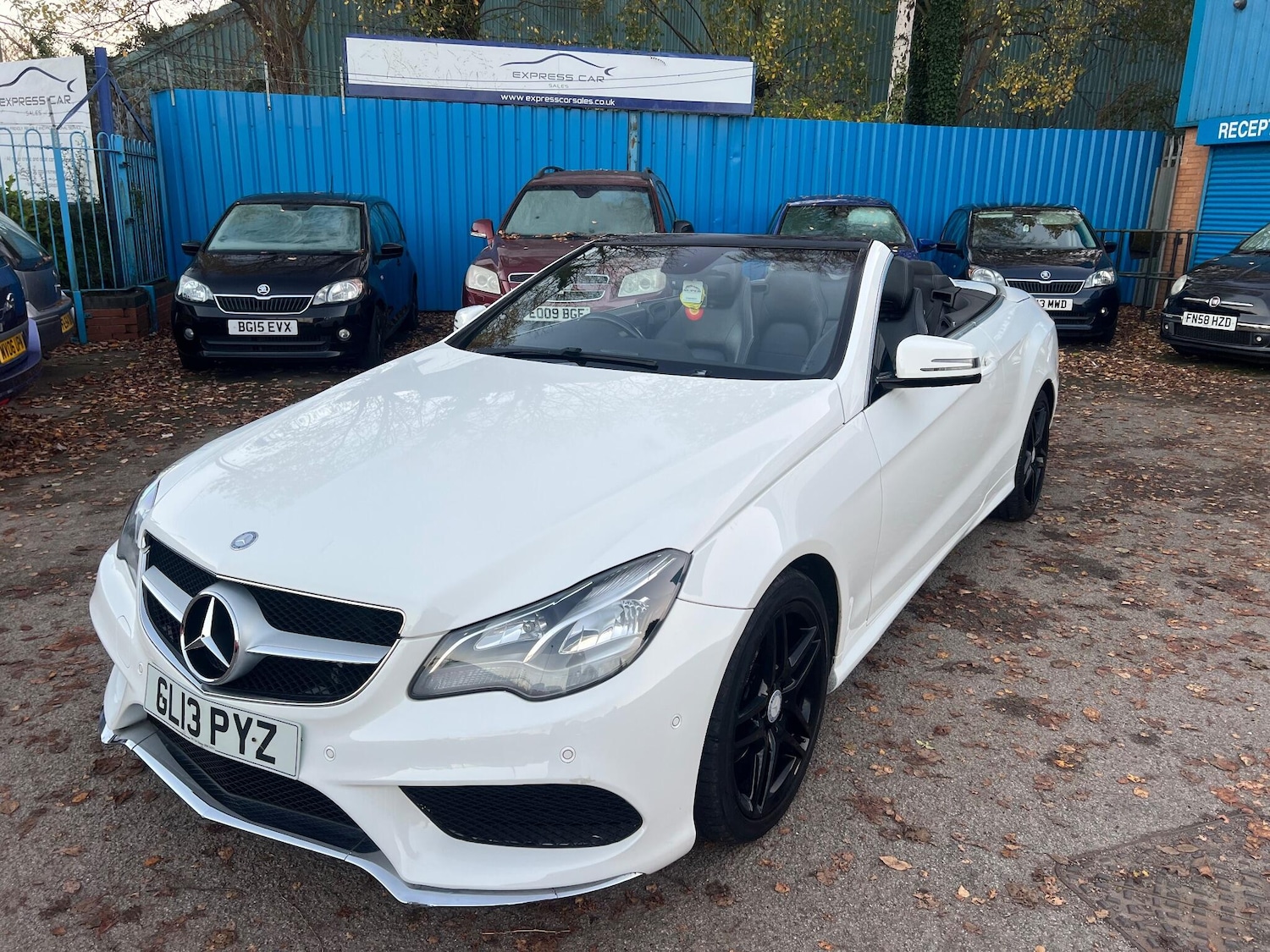 Used Mercedes-Benz E Class 2013 for sale - 76898677: Photo 4