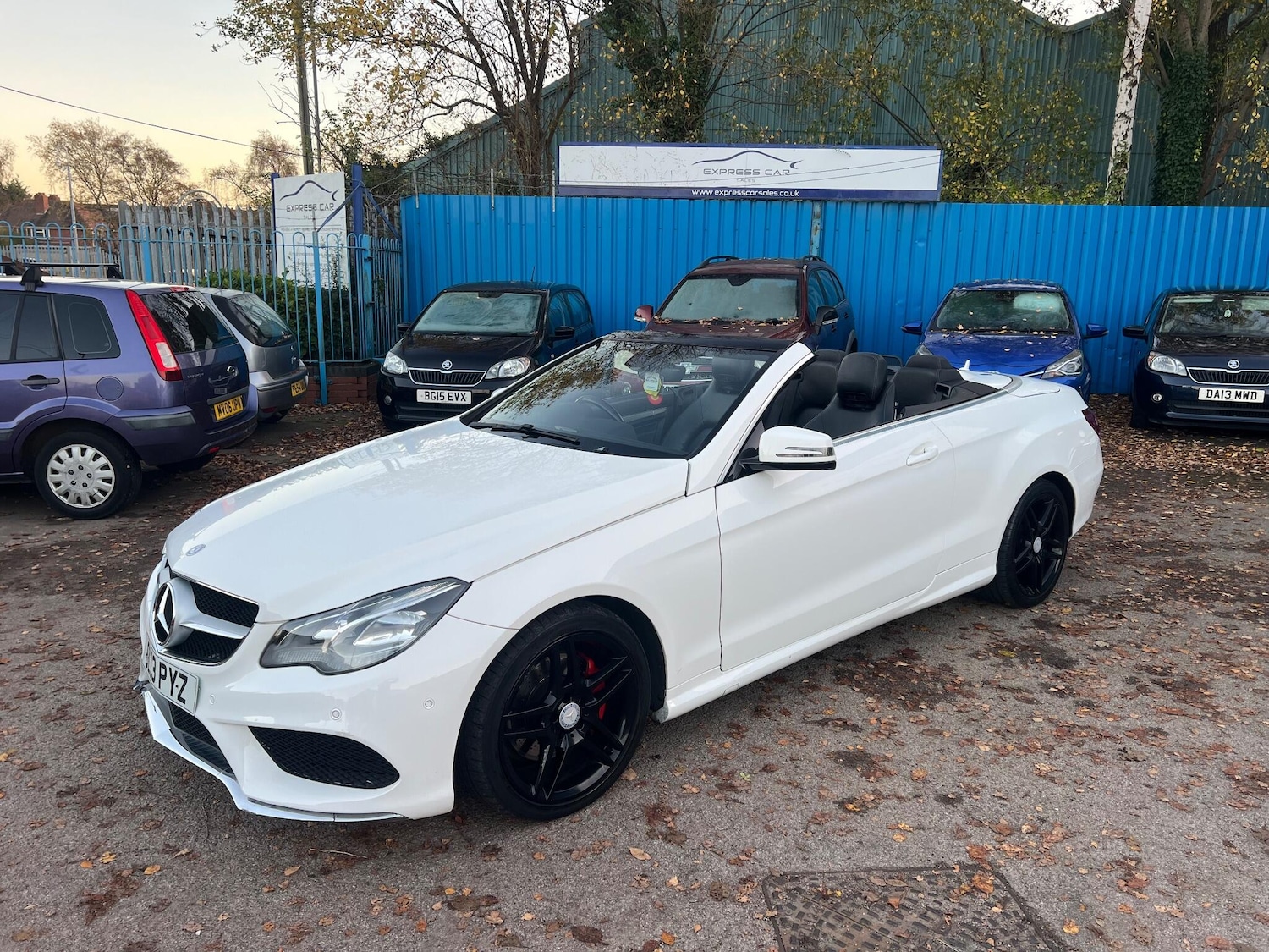 Used Mercedes-Benz E Class 2013 for sale - 76898677: Photo 5