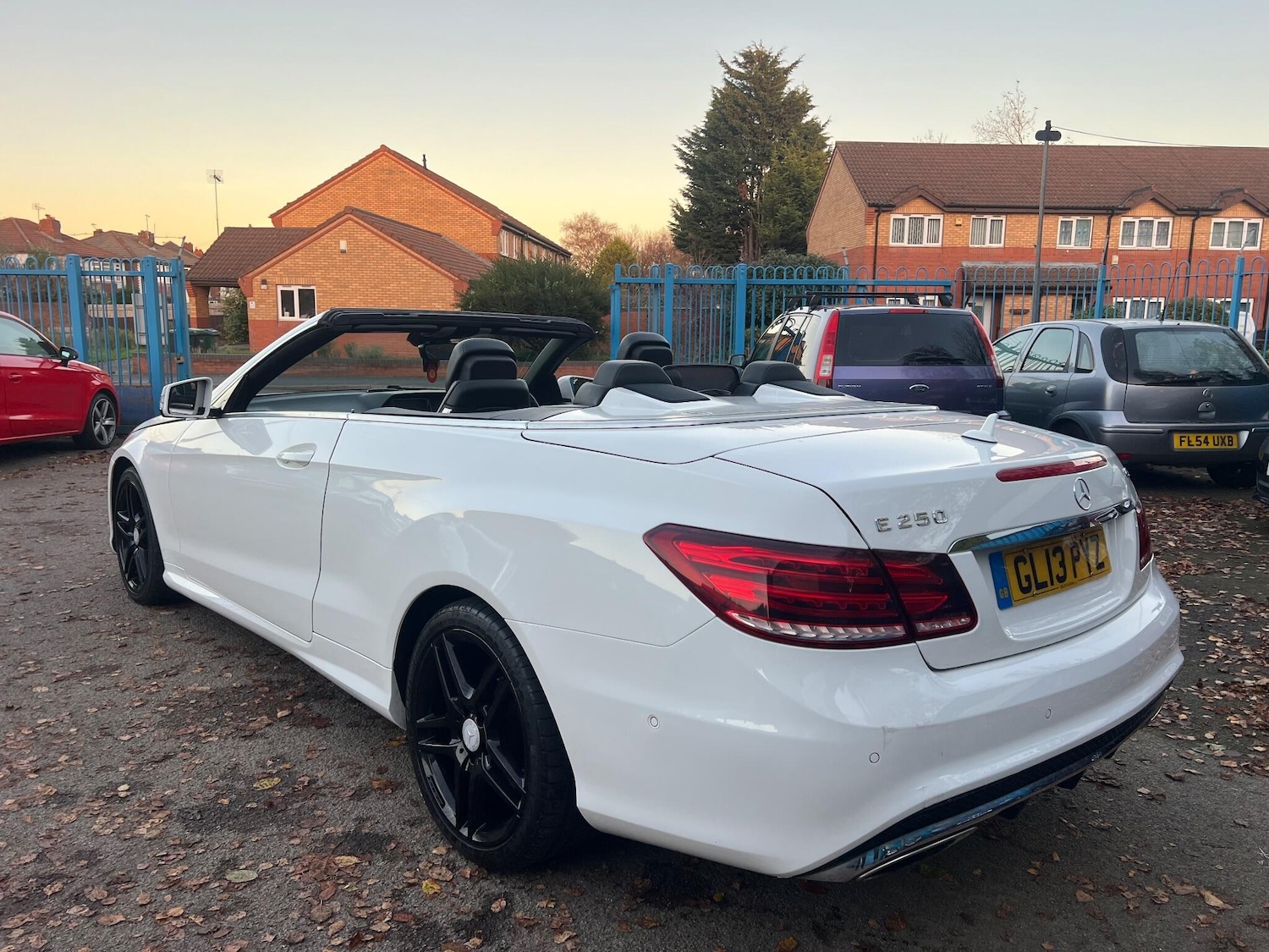 Used Mercedes-Benz E Class 2013 for sale - 76898677: Photo 6