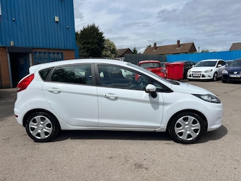 Used Ford Fiesta 2012 for sale - 79316820: Photo