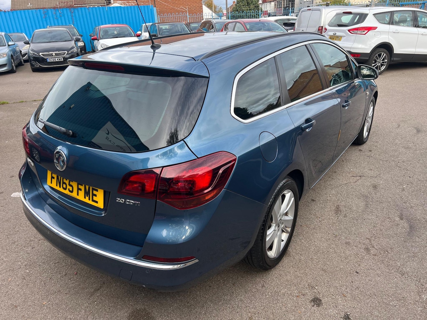 Used Vauxhall Astra 2015 for sale - 76689107: Photo 3