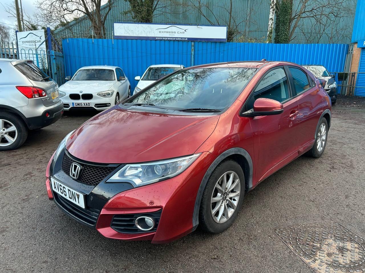 Used Honda Civic 2016 for sale - 77344811: Photo 1