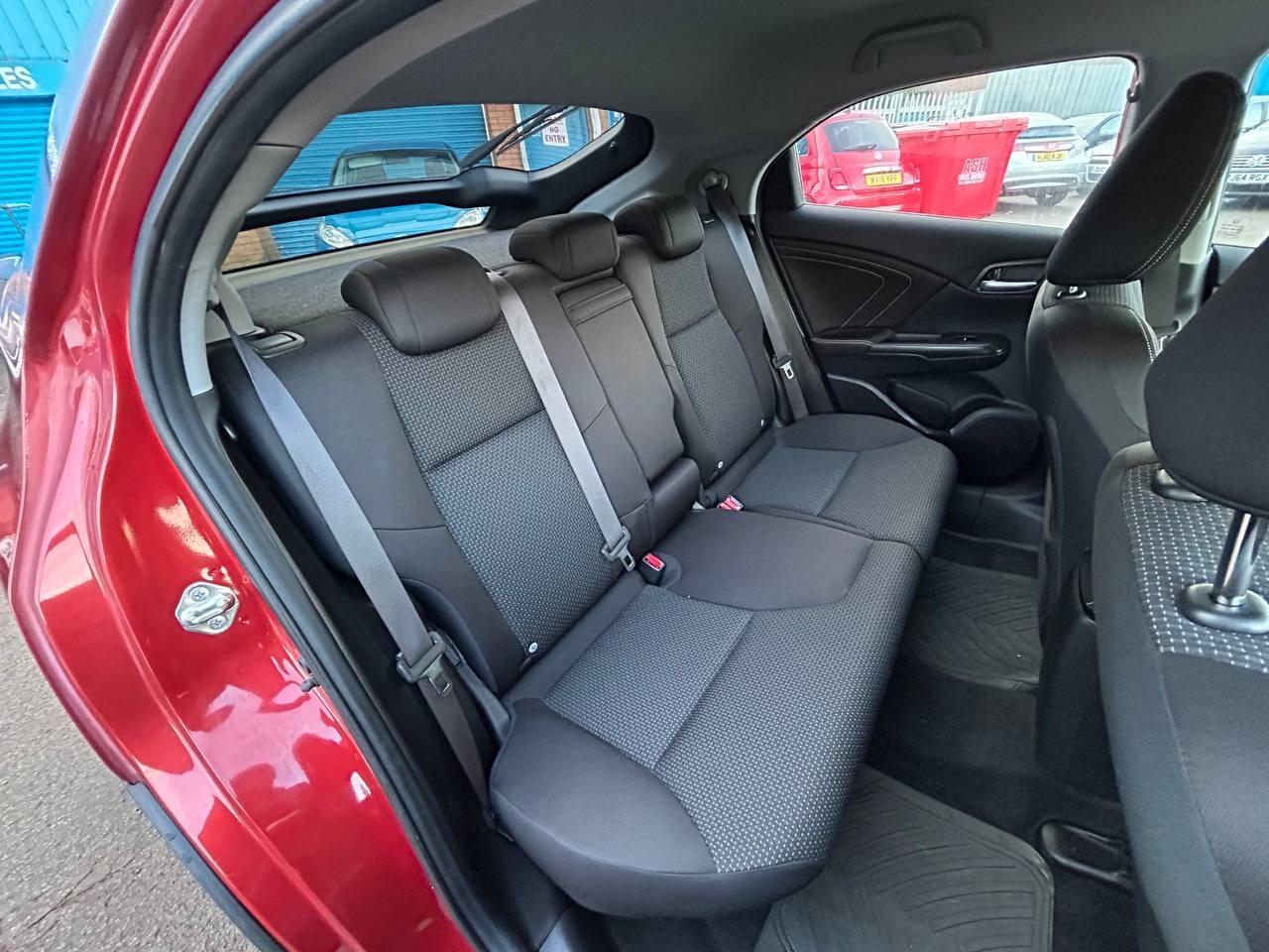 Used Honda Civic 2016 for sale - 77344811: Photo 10