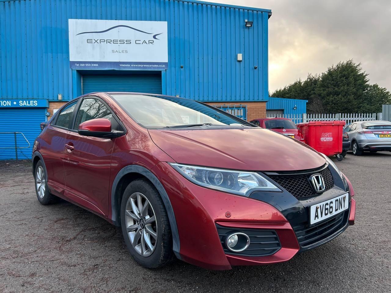 Used Honda Civic 2016 for sale - 77344811: Photo 4