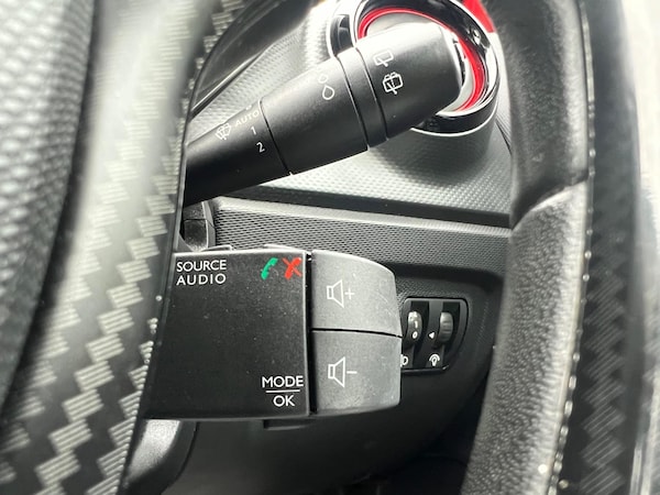 Used Renault Captur 2015 for sale - 75449324: Photo 27