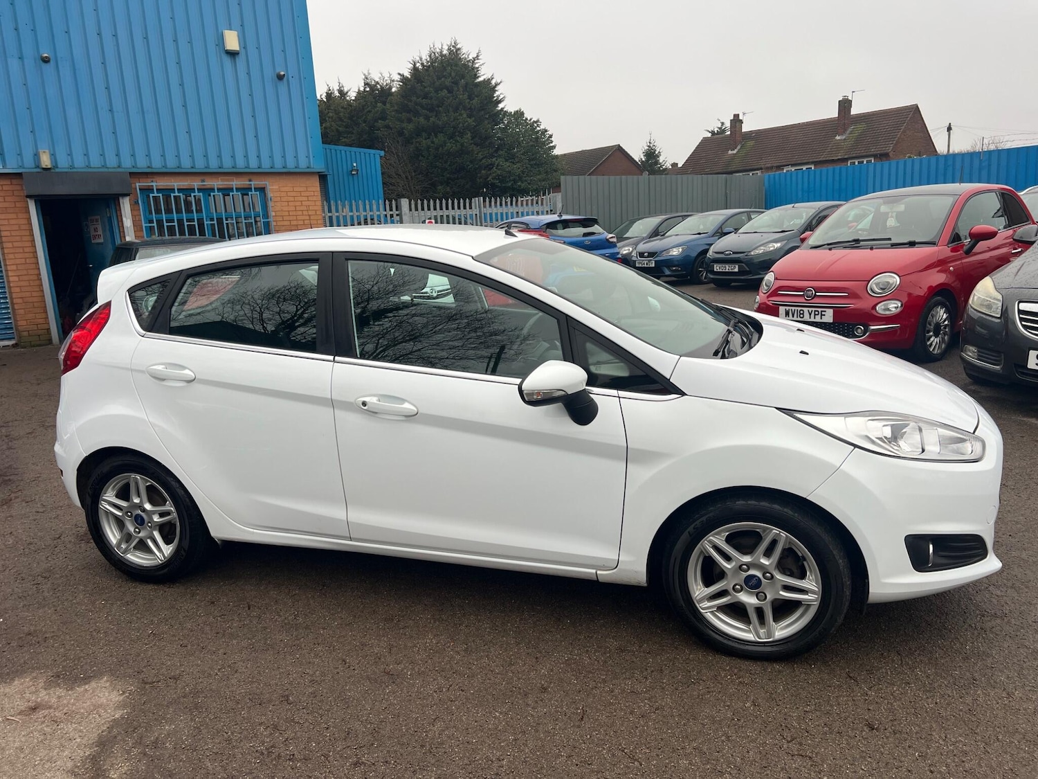 Used Ford Fiesta for sale - 77784478: Photo 2