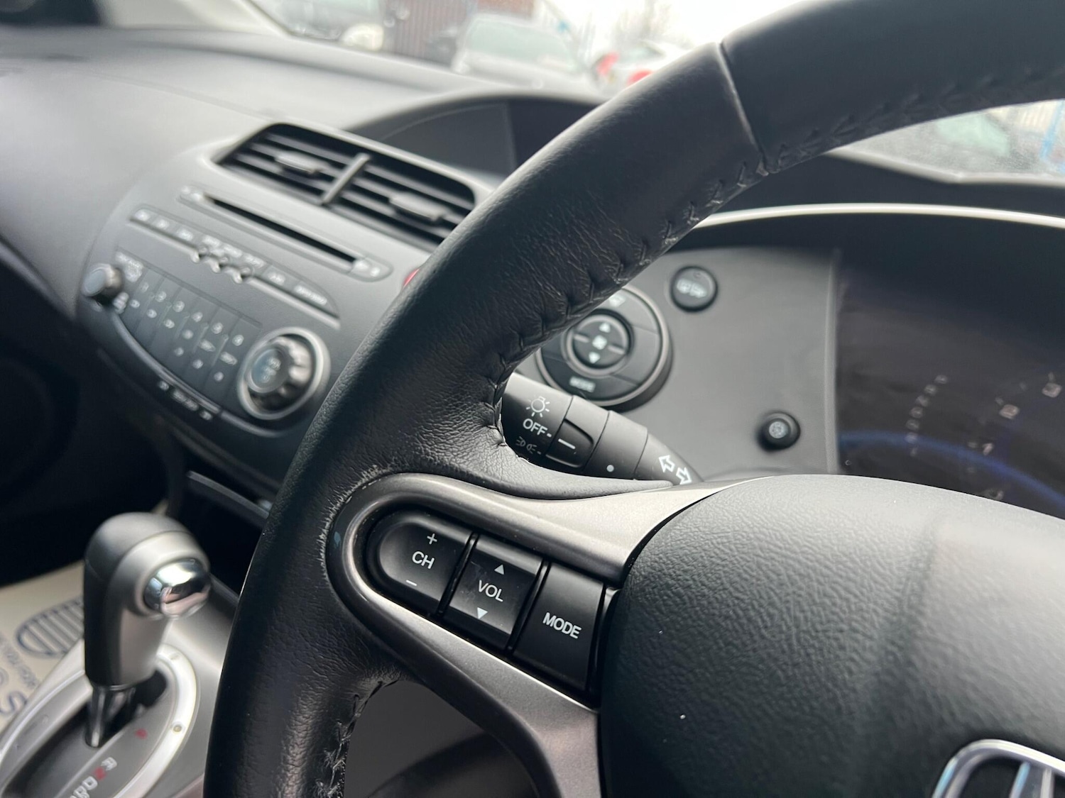 Used Honda Civic 2010 for sale - 77524190: Photo 21