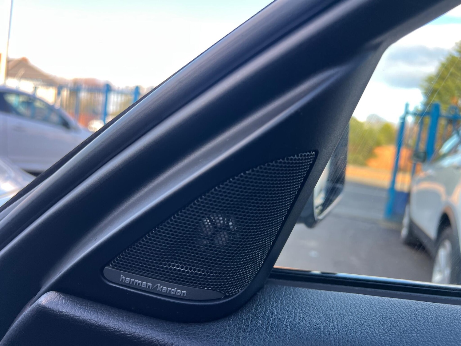 Used BMW 3 Series 2015 for sale - 77709588: Photo 17