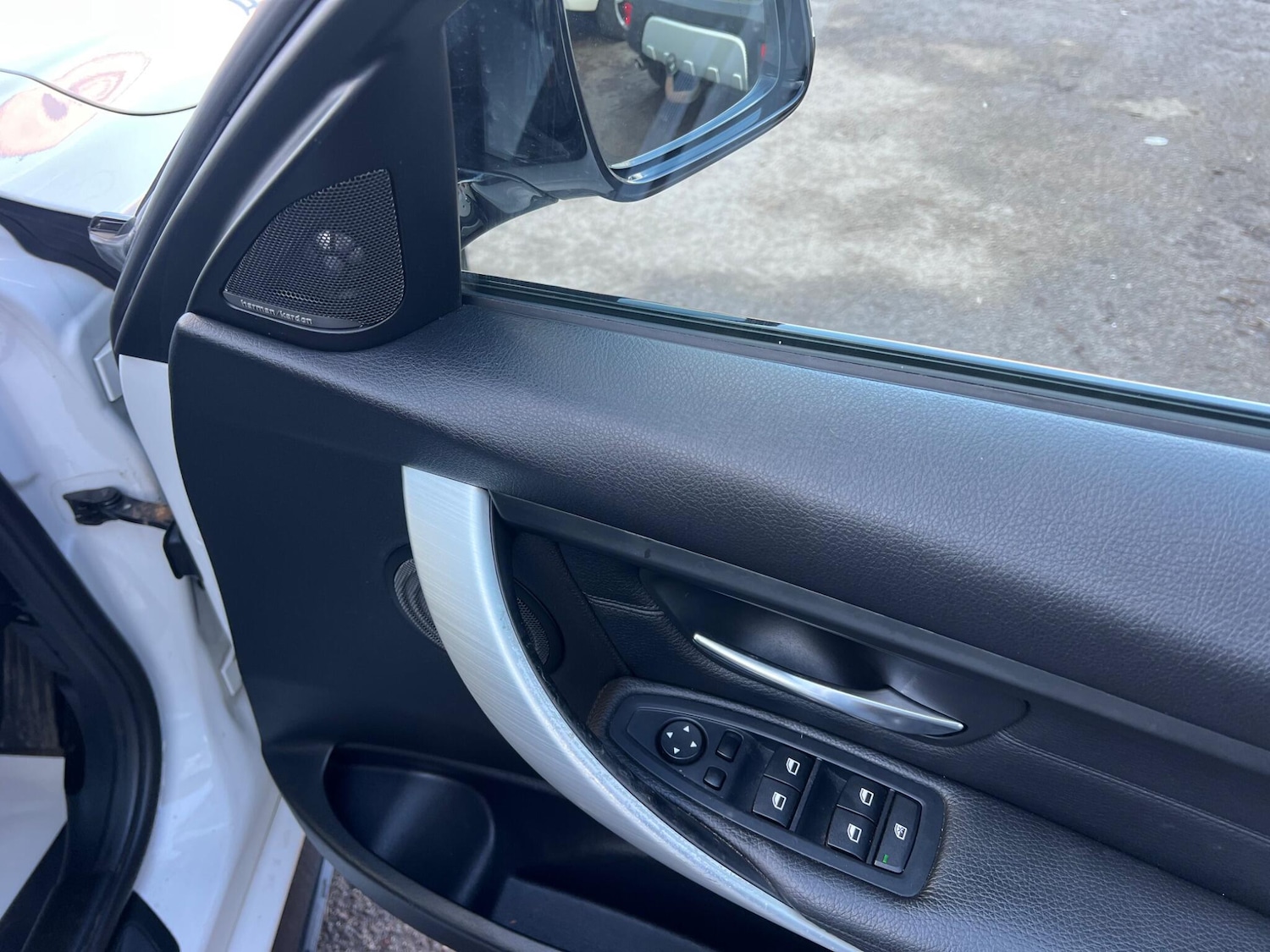 Used BMW 3 Series 2015 for sale - 77709588: Photo 18