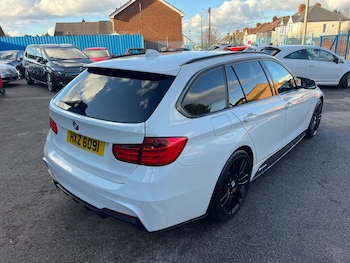 Used BMW 3 Series 2015 for sale - 77709588: Photo