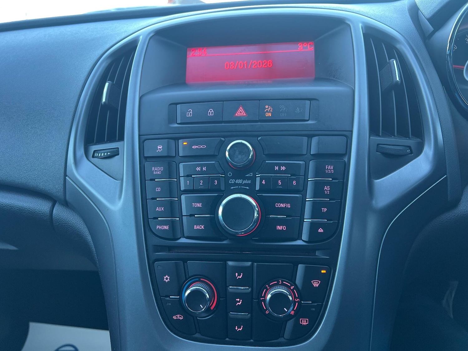 Used Vauxhall Astra GTC 2015 for sale - 77130943: Photo 17