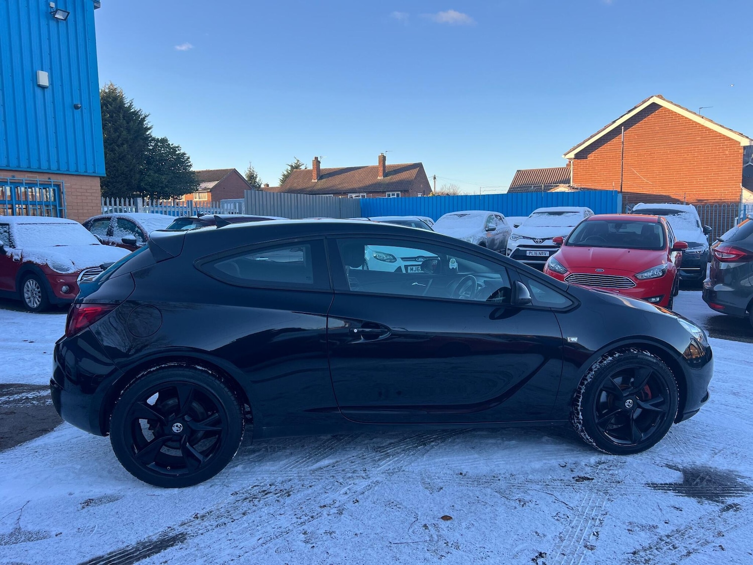 Used Vauxhall Astra GTC 2015 for sale - 77130943: Photo 2