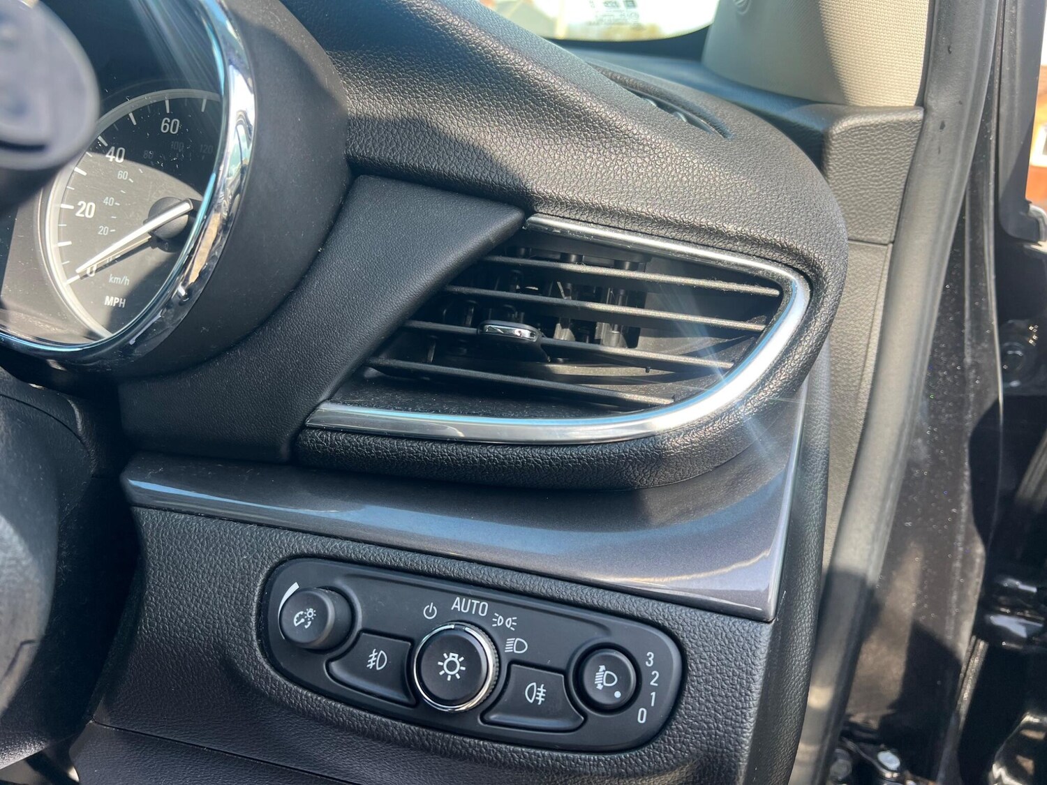 Used Vauxhall Mokka X for sale - 78214409: Photo 26