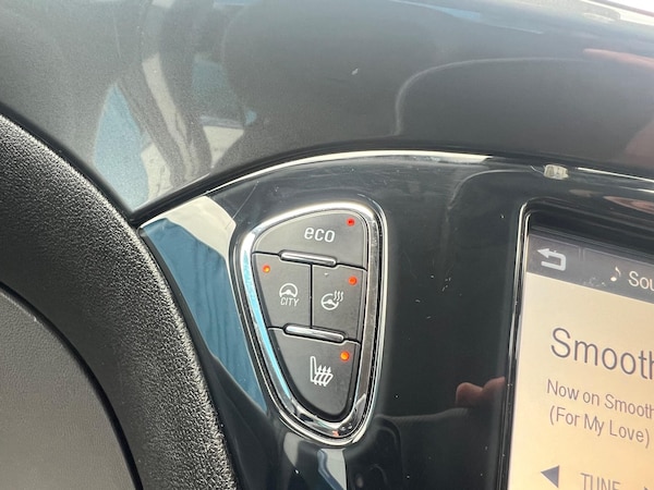 Used Vauxhall Corsa 2015 for sale - 76123127: Photo 22