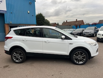 Used Ford Kuga 2014 for sale - 76239714: Photo 2