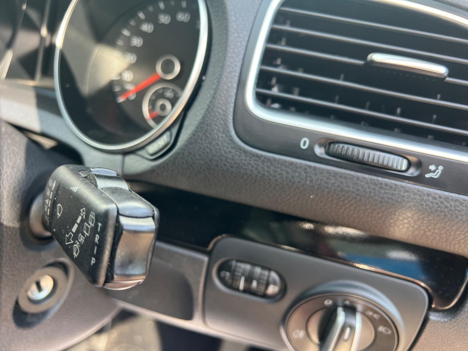 Used Volkswagen Golf for sale - 77853328: Photo 23