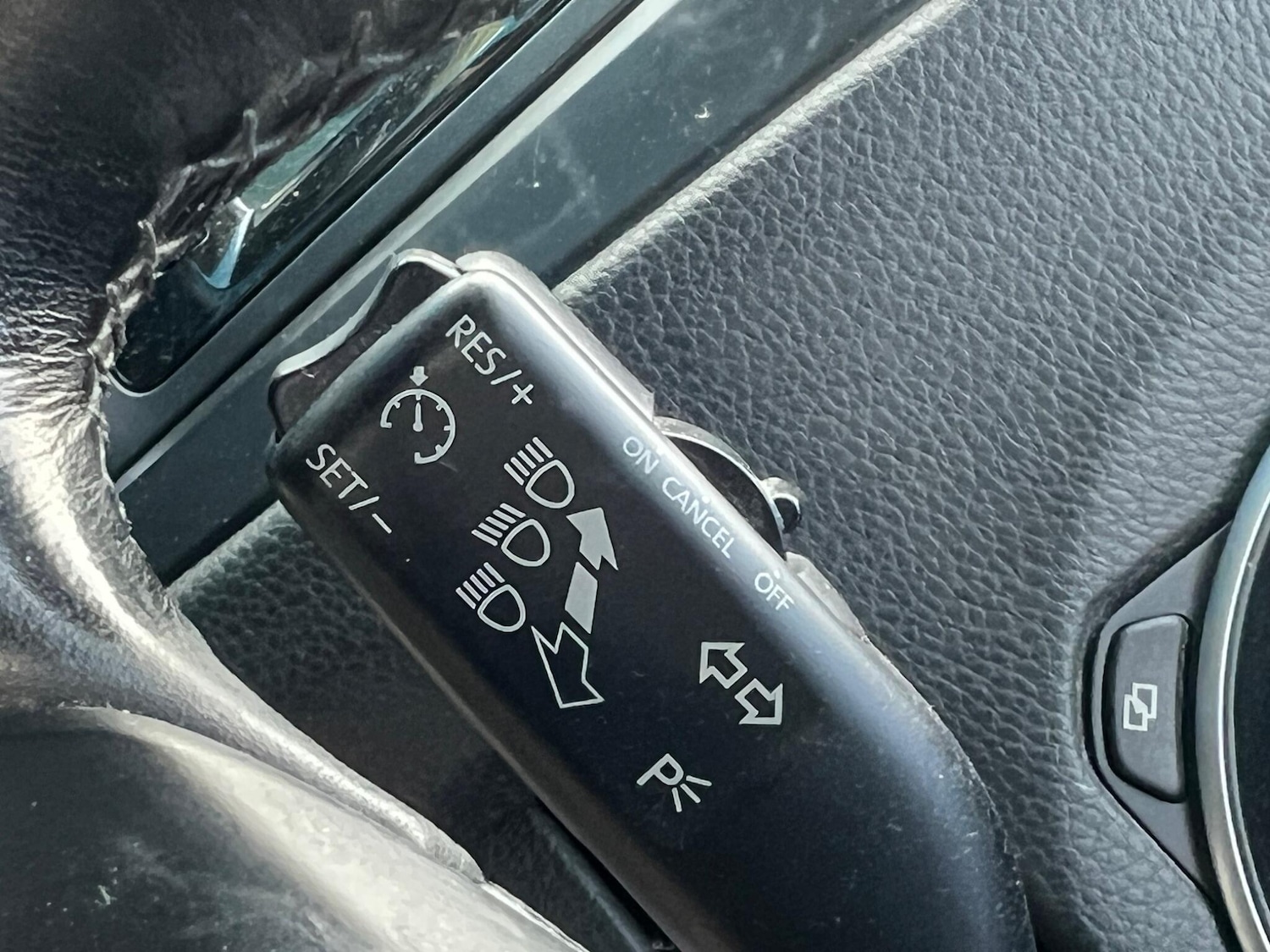 Used Volkswagen Golf for sale - 77853328: Photo 24