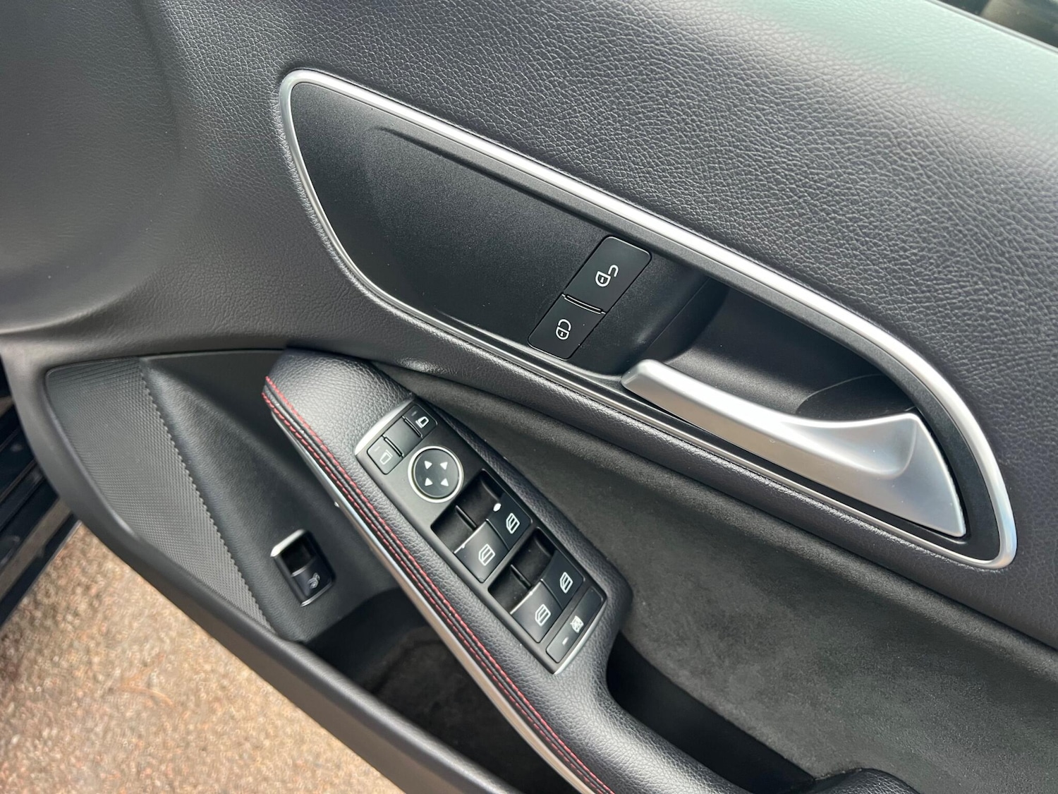 Used Mercedes-Benz CLA 2016 for sale - 77624896: Photo 32