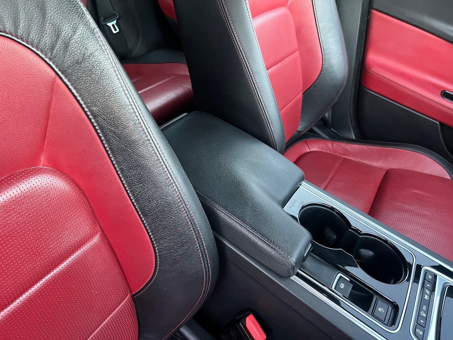 Used Jaguar XE 2015 for sale - 76572600: Photo 18