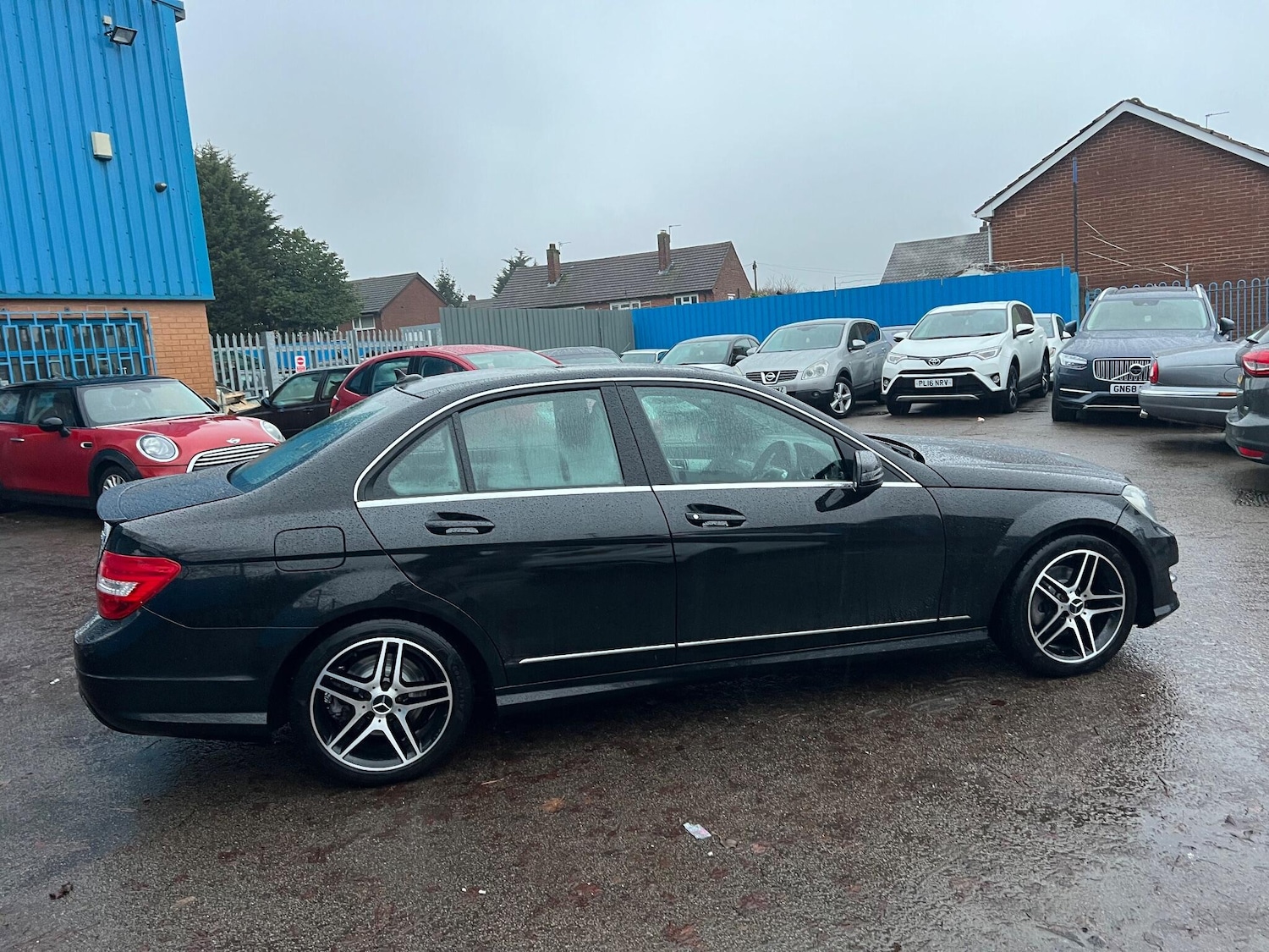 Used Mercedes-Benz C Class 2014 for sale - 77166492: Photo 2