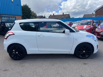 Used Suzuki Swift 2015 for sale - 78969232: Photo
