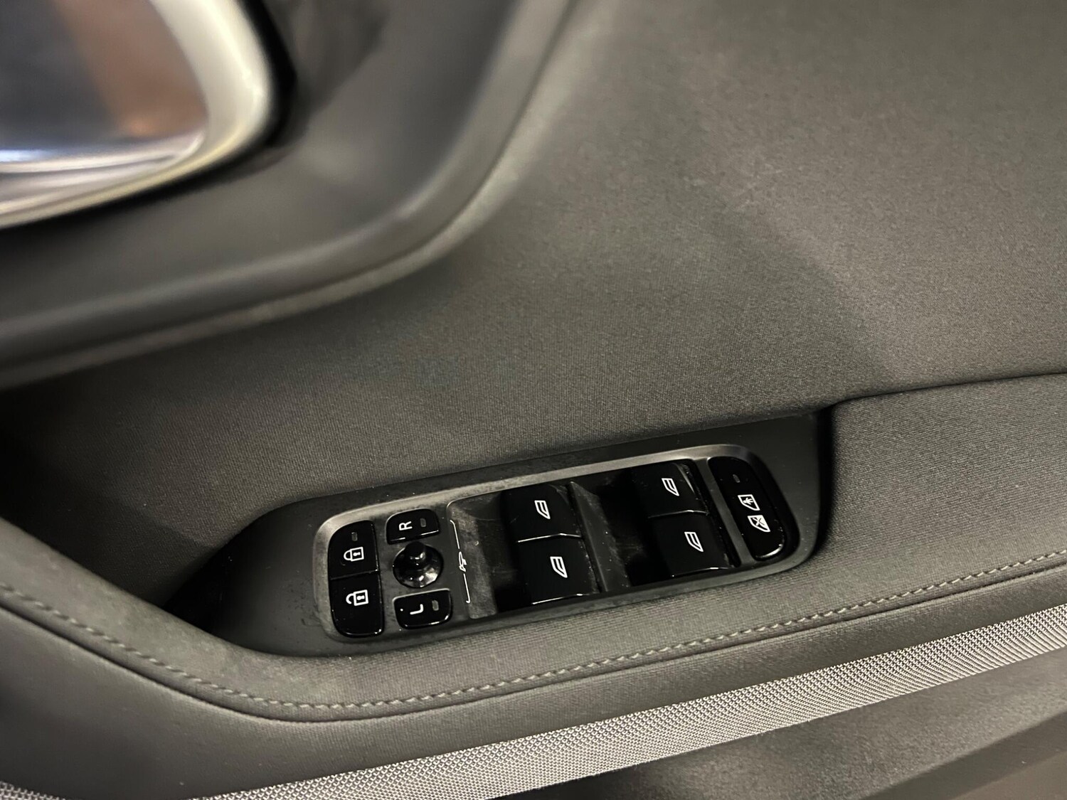 Used Polestar Polestar 2 2023 for sale - 77908886: Photo 25