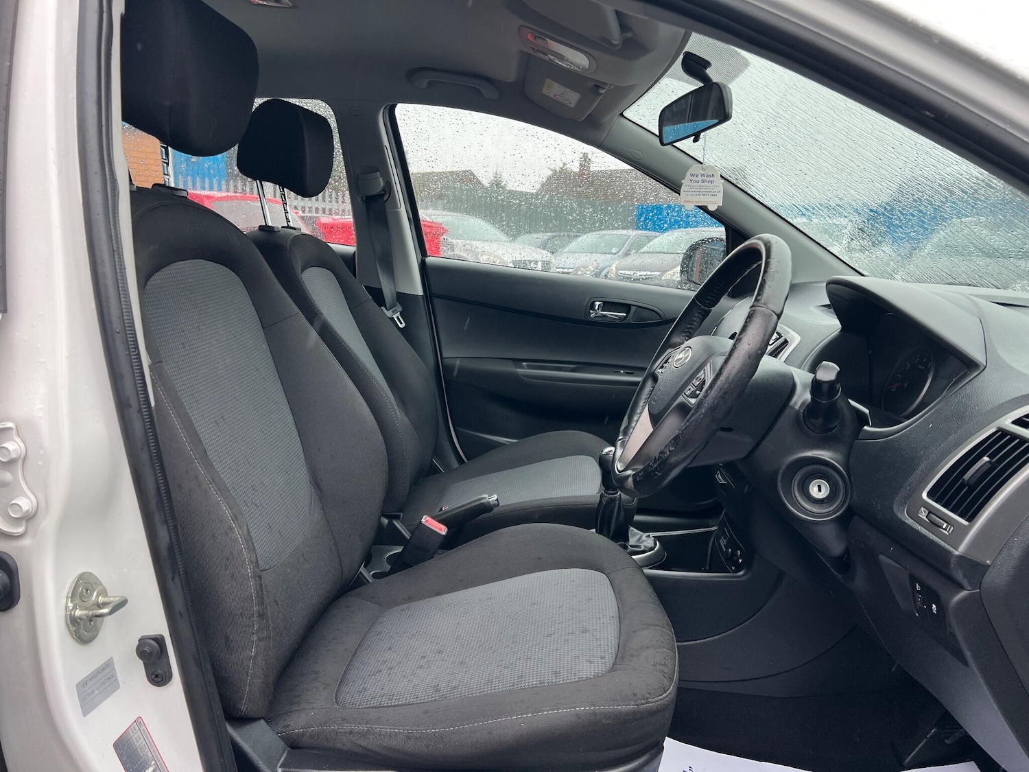 Used Hyundai i20 2015 for sale - 77330333: Photo 10