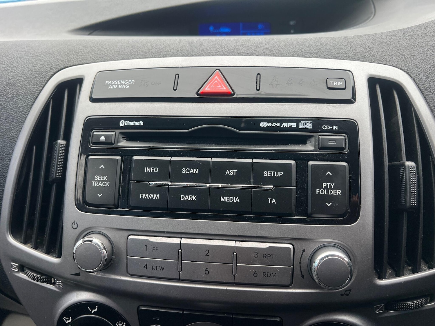 Used Hyundai i20 2015 for sale - 77330333: Photo 15