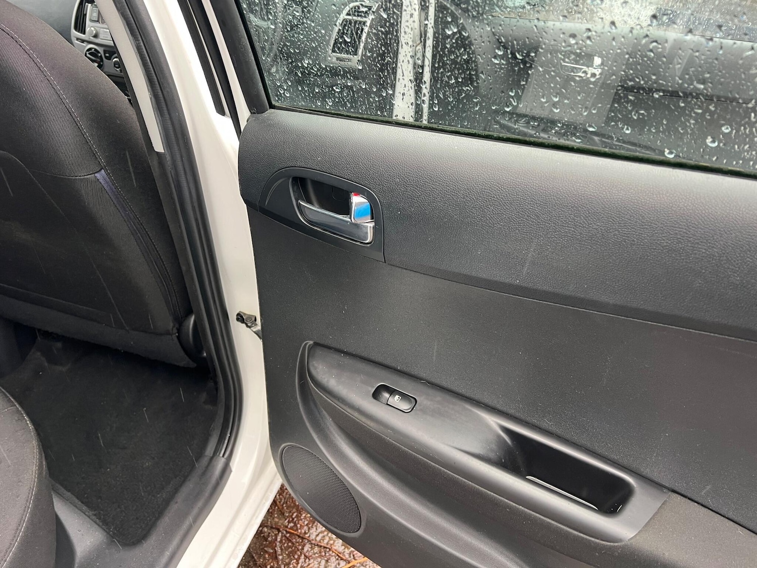 Used Hyundai i20 2015 for sale - 77330333: Photo 25