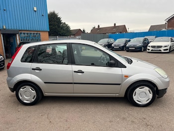 Used Ford Fiesta 2005 for sale - 77982601: Photo