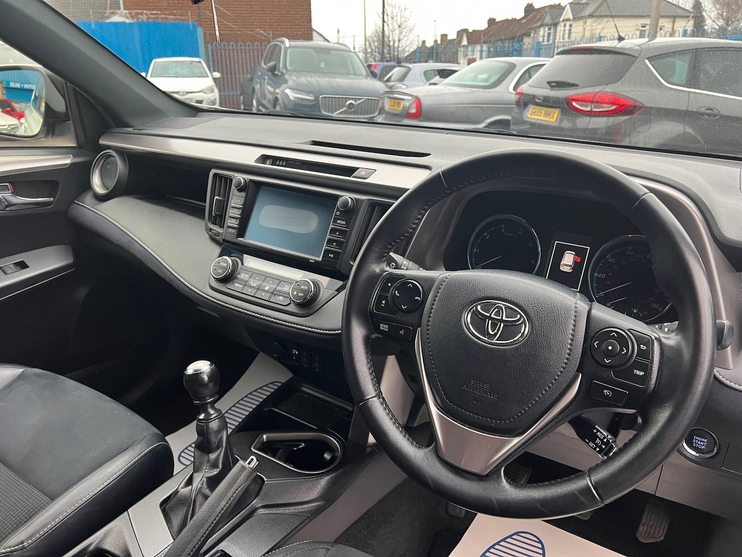 Used Toyota RAV4 2016 for sale - 77166419: Photo 14