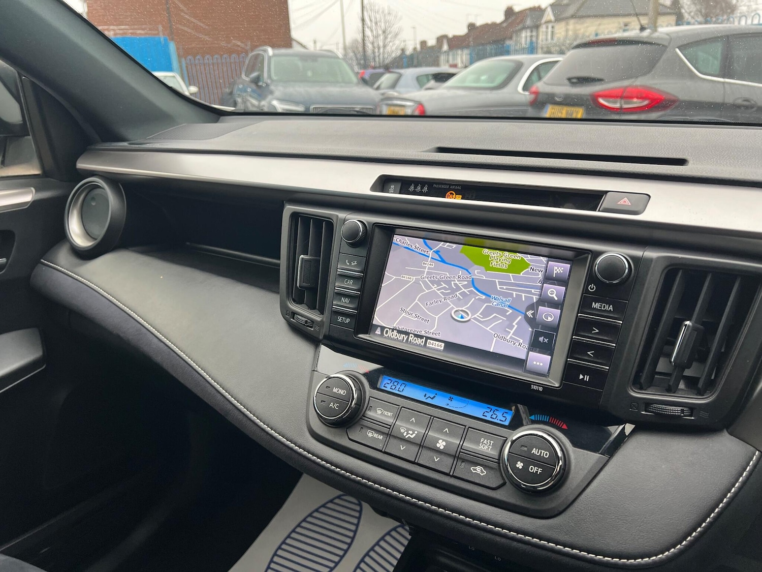 Used Toyota RAV4 2016 for sale - 77166419: Photo 16