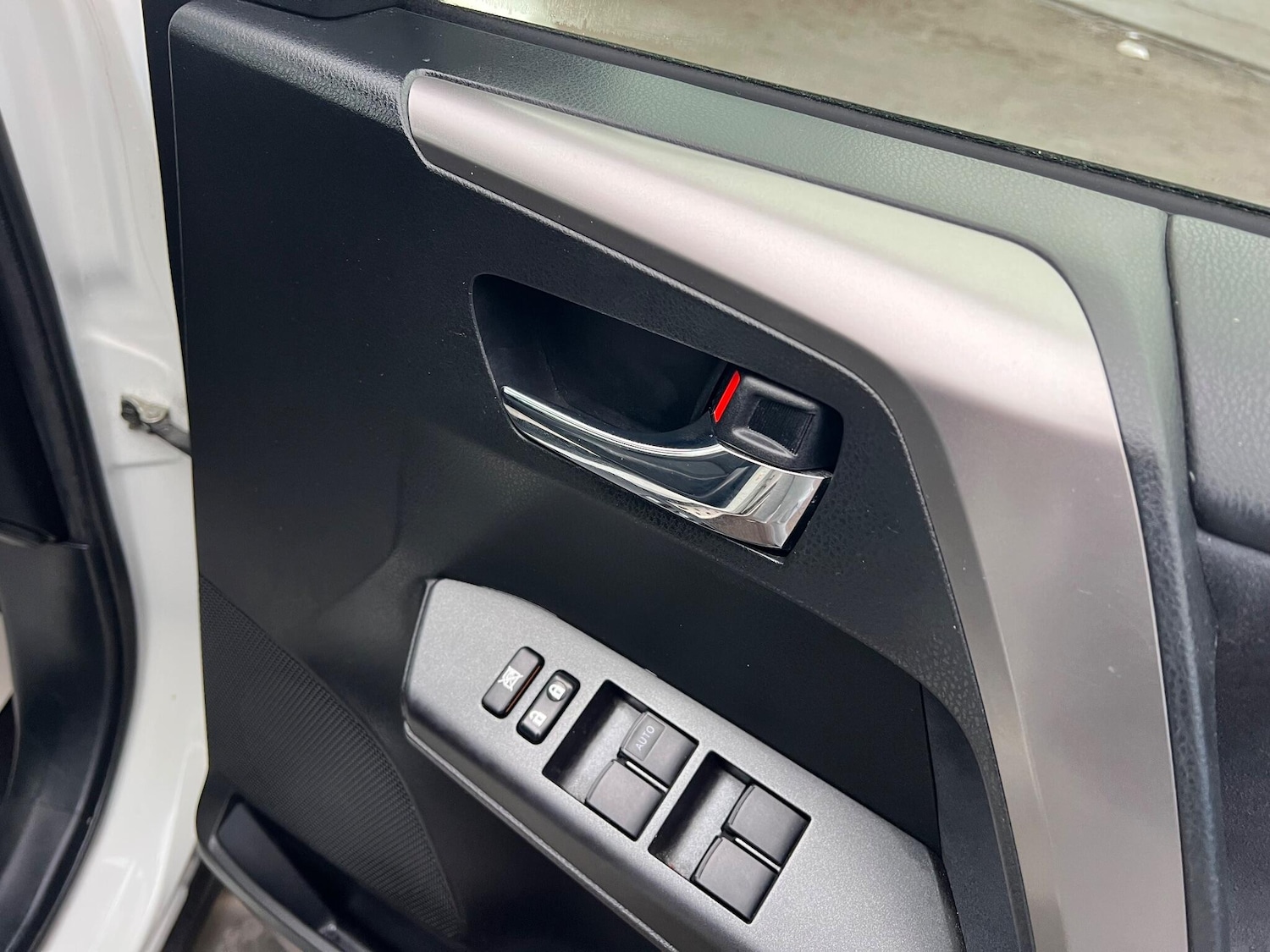 Used Toyota RAV4 2016 for sale - 77166419: Photo 29