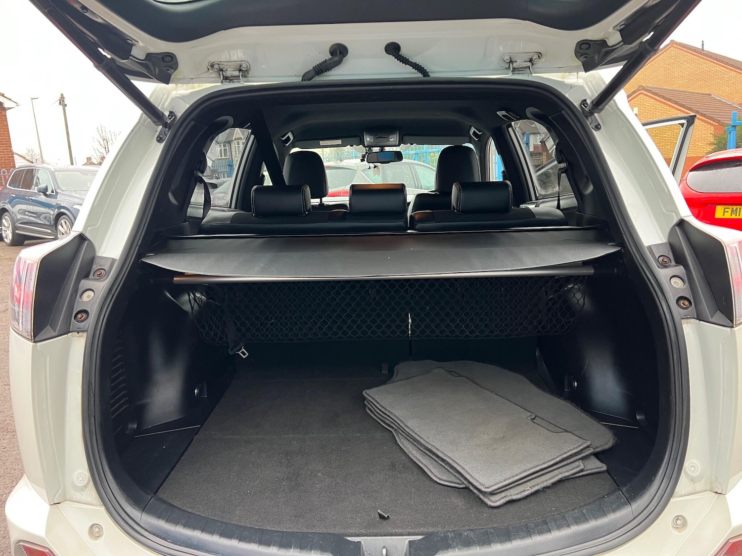 Used Toyota RAV4 2016 for sale - 77166419: Photo 30