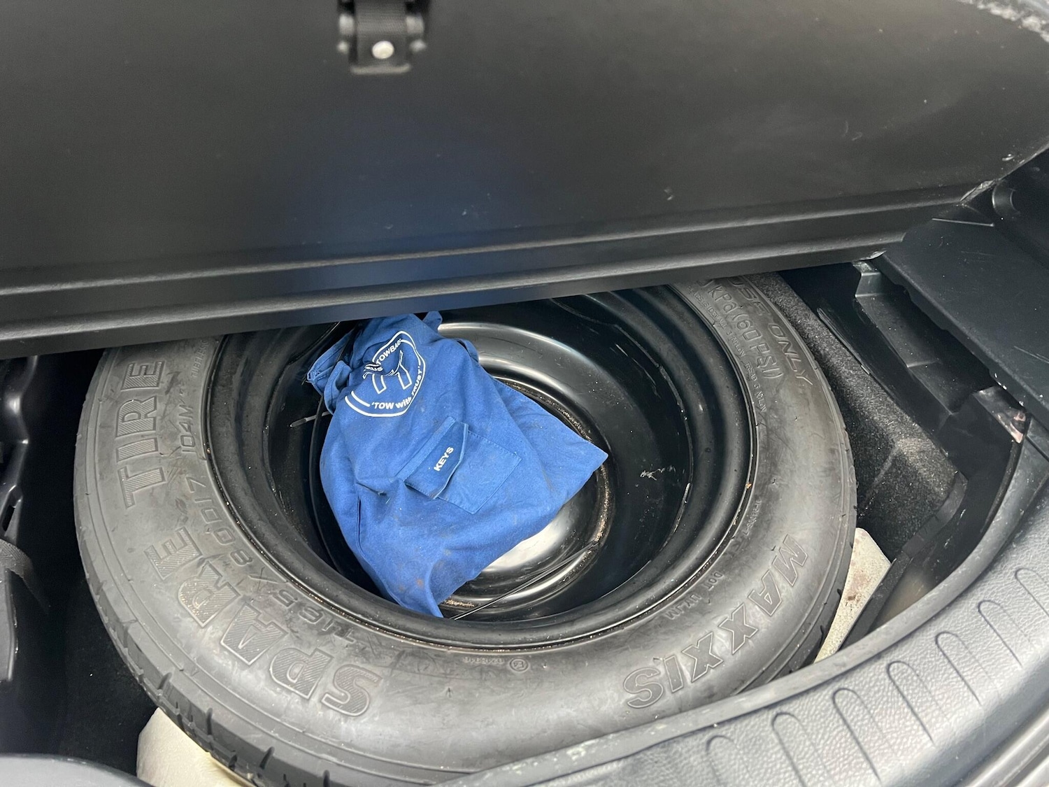 Used Toyota RAV4 2016 for sale - 77166419: Photo 32