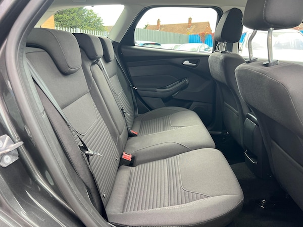 Used Ford Focus 2017 for sale - 76042387: Photo 11