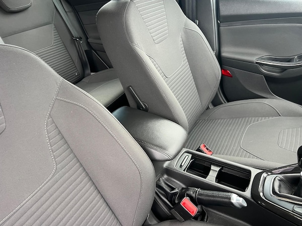 Used Ford Focus 2017 for sale - 76042387: Photo 12