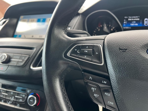 Used Ford Focus 2017 for sale - 76042387: Photo 25