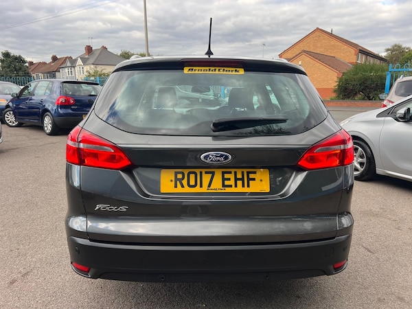 Used Ford Focus 2017 for sale - 76042387: Photo 8