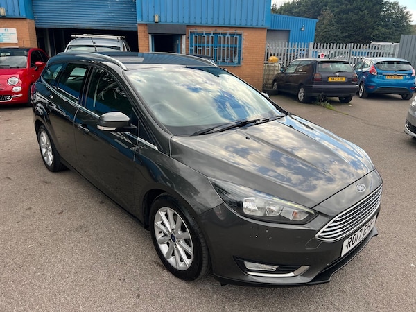 Used Ford Focus 2017 for sale - 76042387: Photo 9