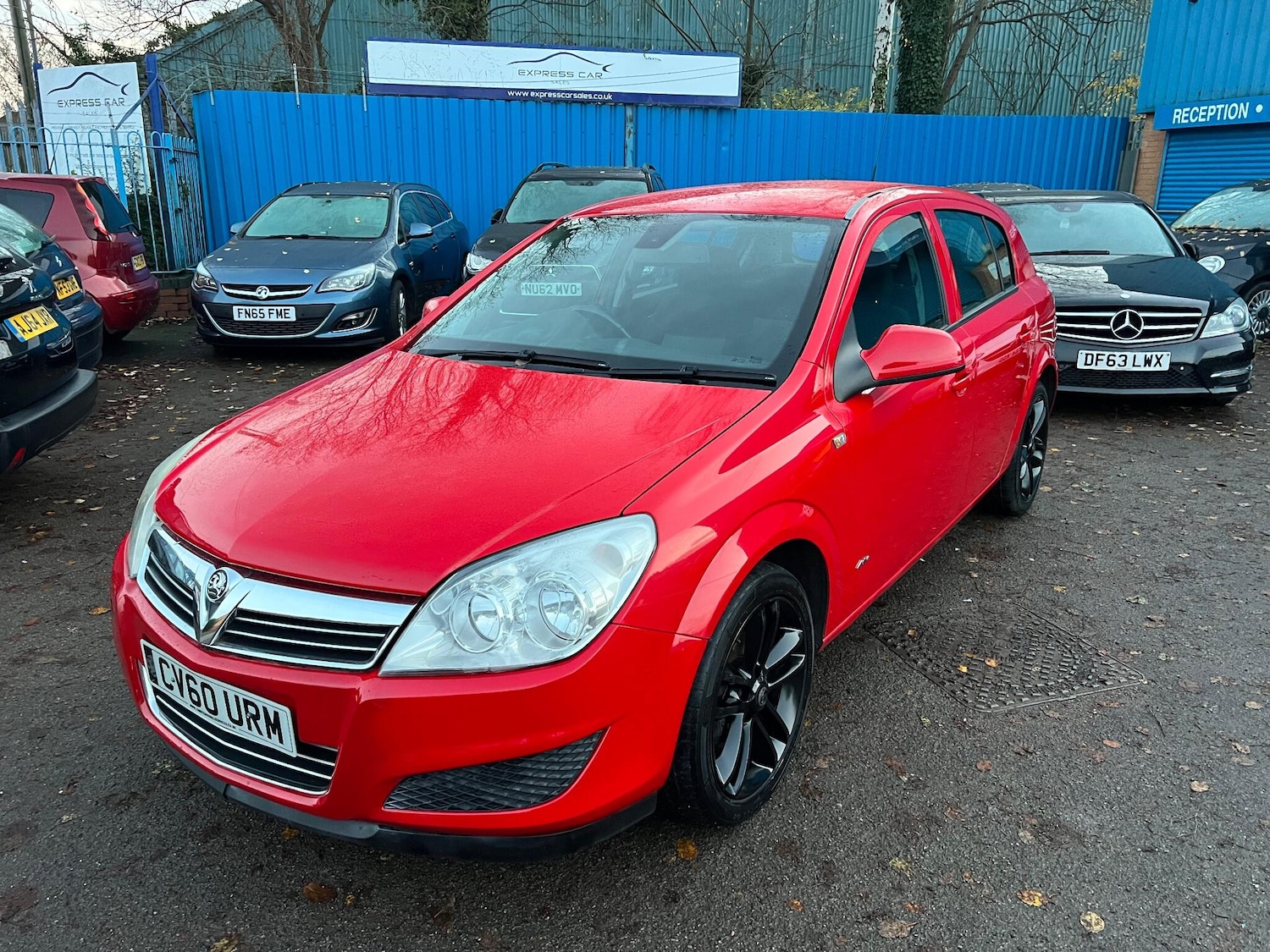 Used Vauxhall Astra 2010 for sale - 76899642: Photo 4