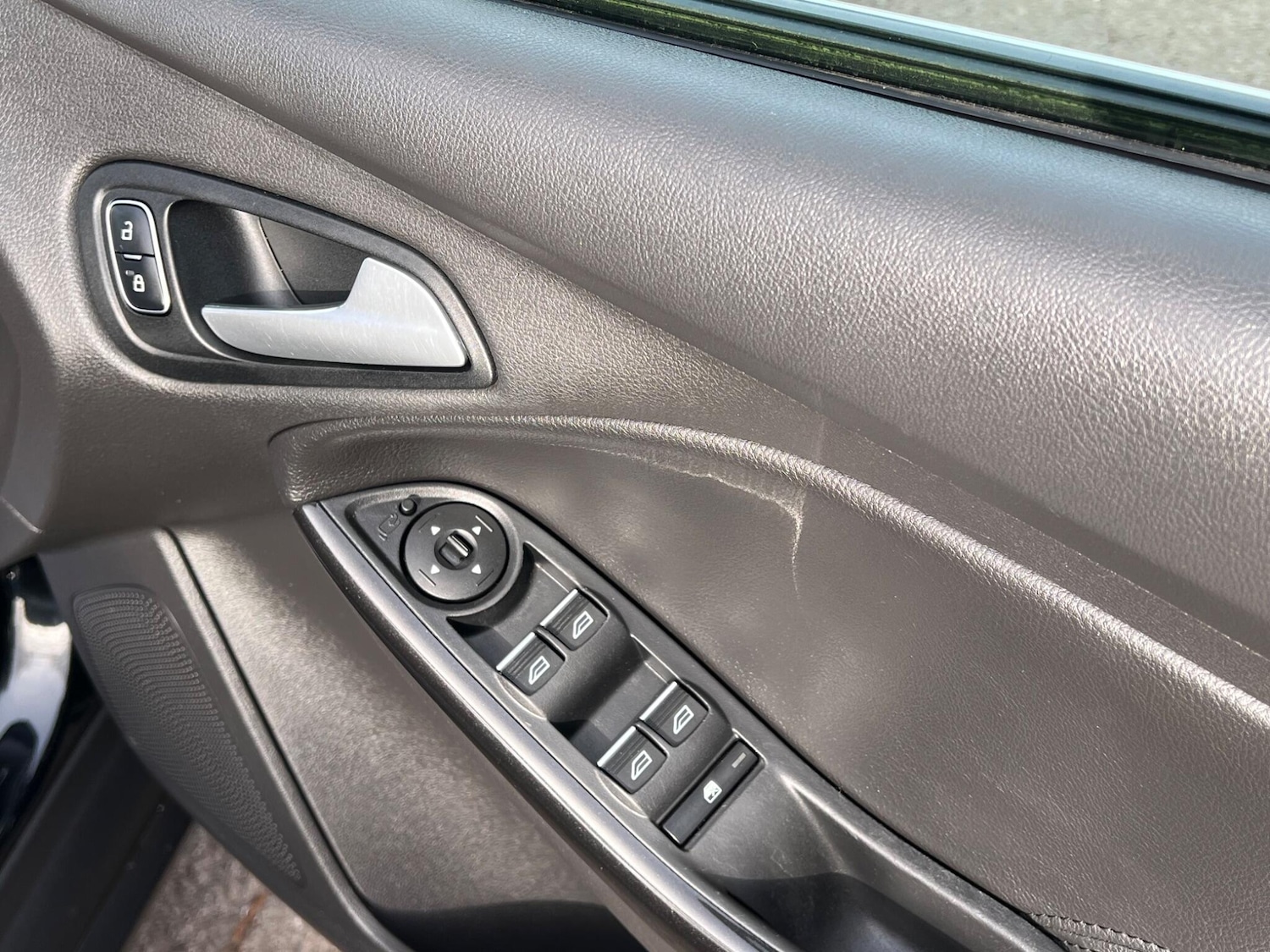 Used Ford Focus for sale - 77783914: Photo 27