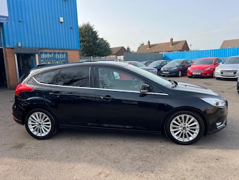 Used Ford Focus 2015 for sale - 77783914: Photo